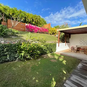 Maison Avec Piscine à 100 Mètres De La Le Diamant
